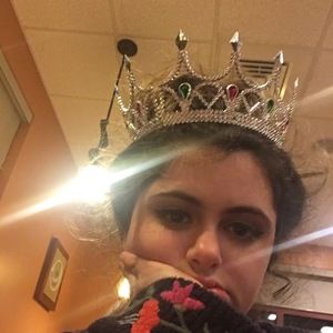 Meet your Posher, Lydia